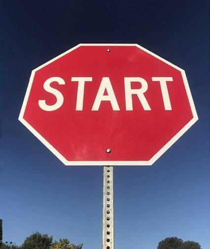 Stop sign with the word start instead of stop